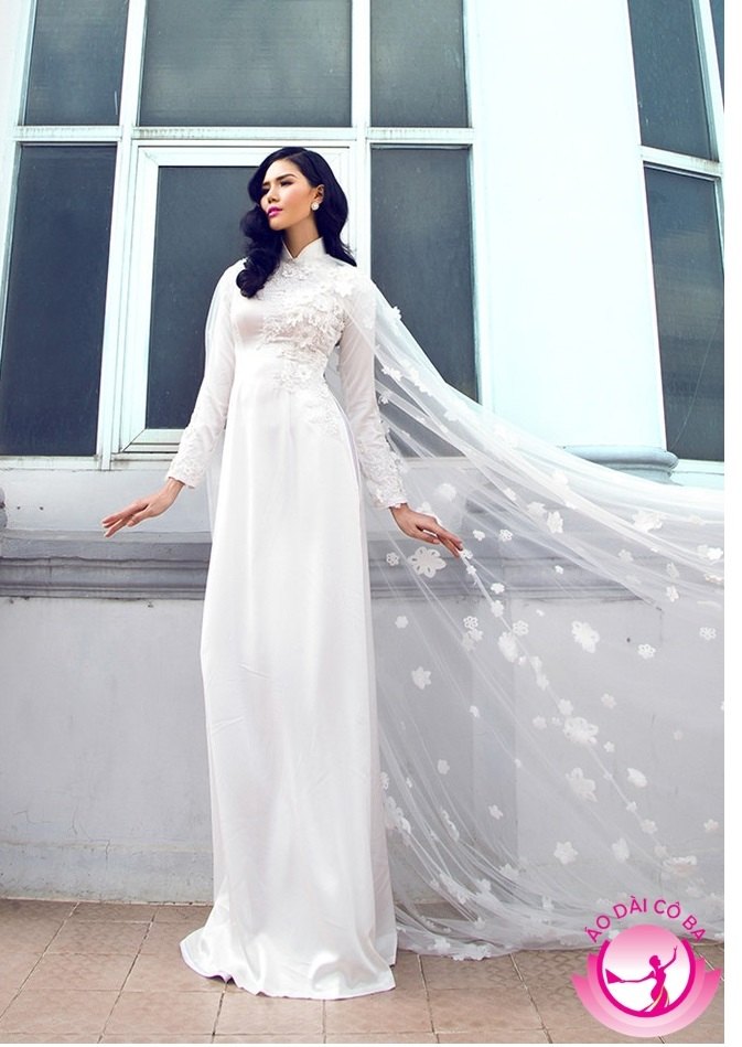 Áo dài cưới màu trắng đem đến sự dịu dàng, hiện đại